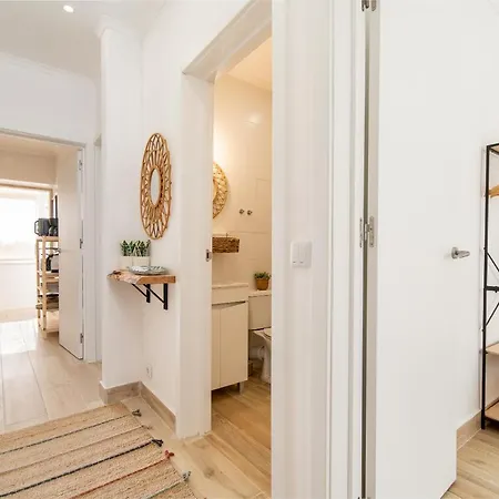Apartment Renew Yourself At An Unvarnished Hideaway