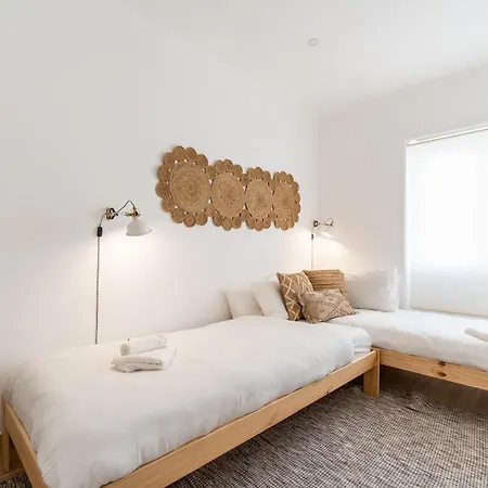 Apartment Renew Yourself At An Unvarnished Hideaway Lisbon